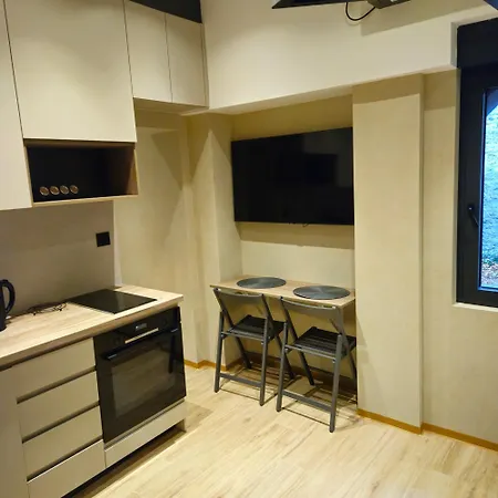 Gold Star Center Parking On Request * نوفي ساد